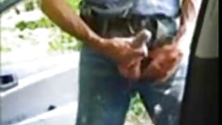 Homem negro fode um vizinho adulto filme pornô brasileirinho na aldeia com um grande beijo de um membro